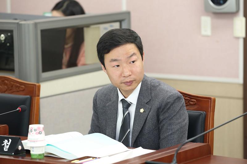제273회 제2차 환경경제안전위원회(이영철 위원) 사진