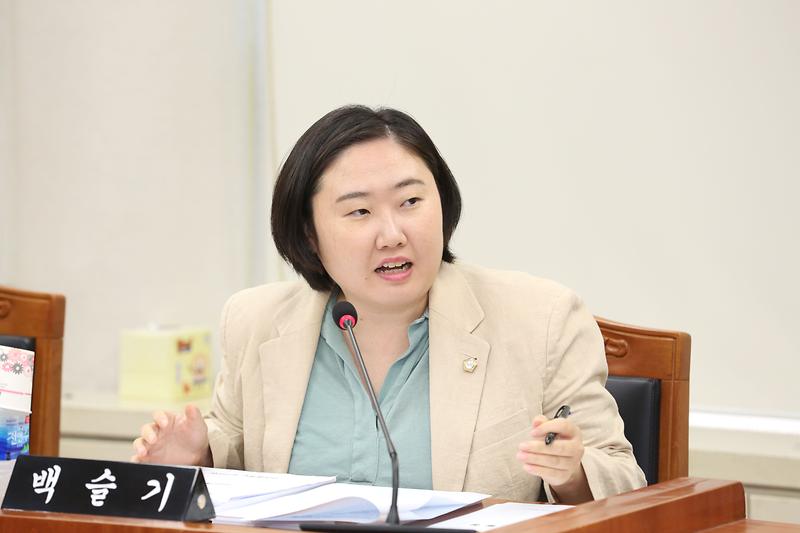 2024.08.22._제268회_폐회중_제2차_의회운영위원회_(26).jpg 이미지