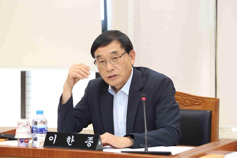 제274회 제1차 의회운영위원회(이한종 위원) 사진