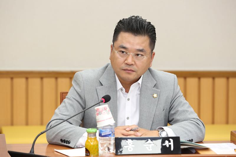 제263회 제1차 자치행정위원회 (2023.10.16.) (홍순서 위원) 사진