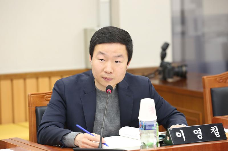 제265회 임시회 자치행정위원회 (이영철 위원) 사진
