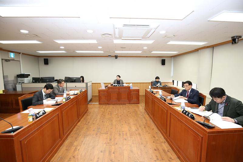 2024.01.26._제265회_제4차_자치행정위원회_(1).jpg 이미지