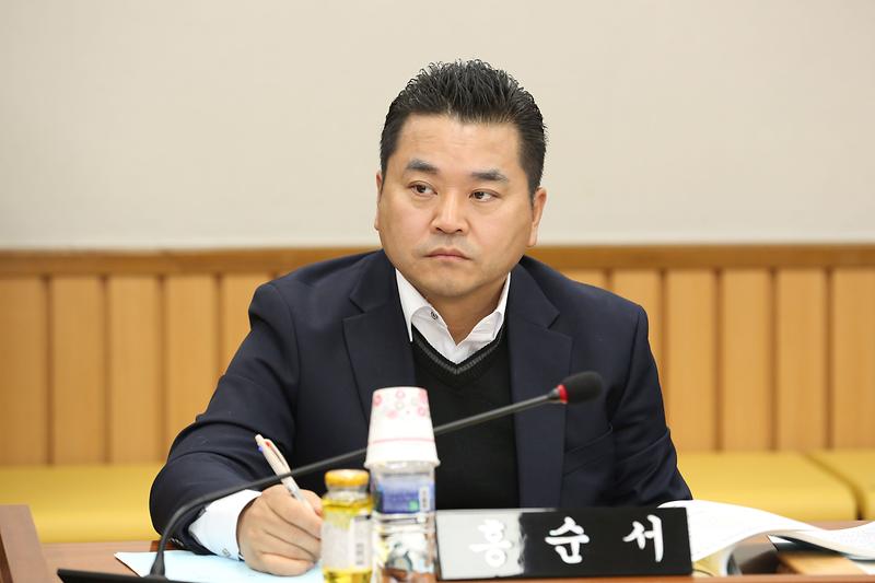 제266회 임시회 자치행정위원회 (홍순서 위원) 사진