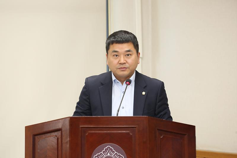 2024.04.24._제6차_자치행정위원회_(28).jpg 이미지