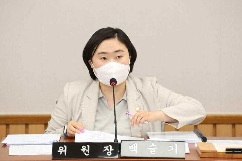 2024.06.17._제267회_제4차_자치행정위원회_(4).jpg 이미지