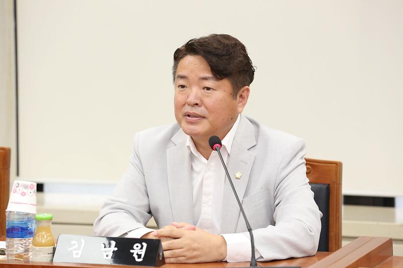 제268회 폐회중 제1차 기획행정위원회(김남원 위원) 사진