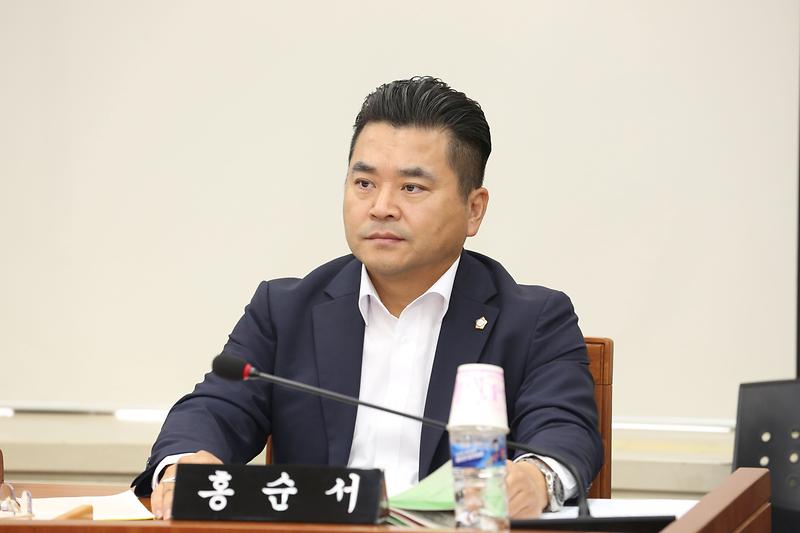 제270회 제1차 기획행정위원회(홍순서 위원) 사진