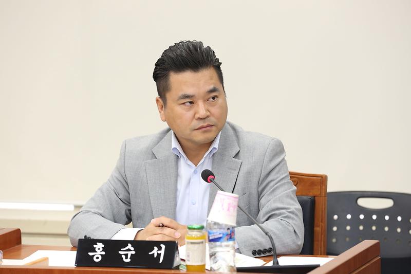 2024.10.10._제270회_제2차_기획행정위원회_(28).jpg 이미지