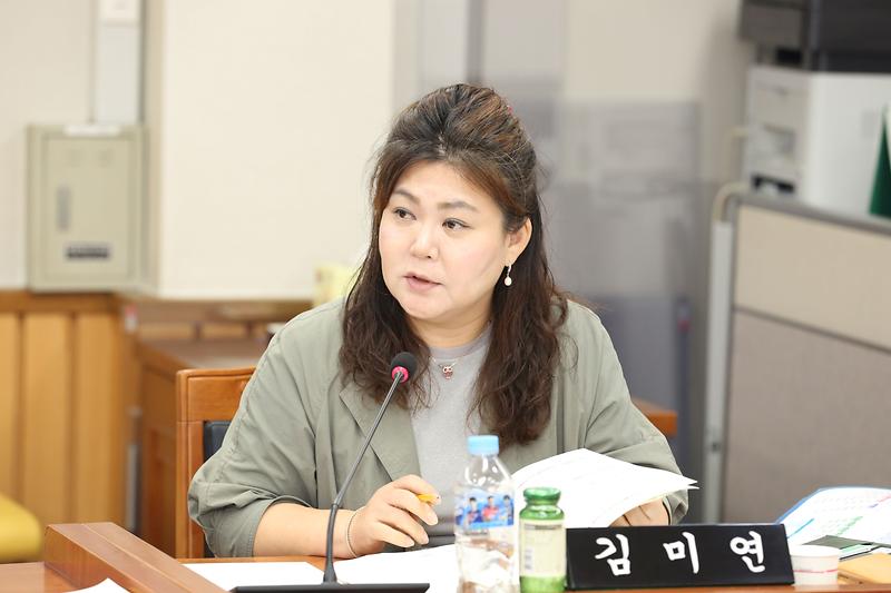 제270회 제2차 기획행정위원회(김미연 위원) 사진