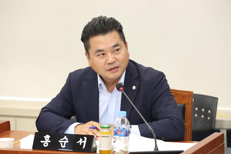 제270회 제3차 기획행정위원회(홍순서 위원) 사진