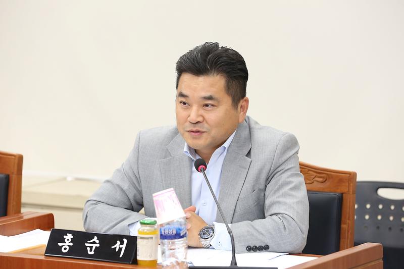 2024.10.15._제270회_제5차_기획행정위원회_(27).jpg 이미지