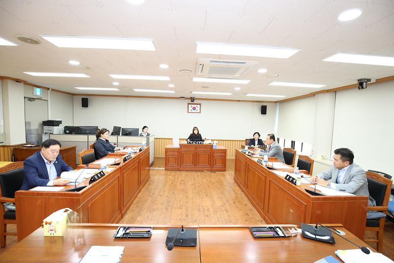 제270회 제5차 기획행정위원회(2024.10.15.) 사진