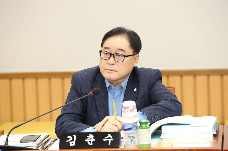 제271회 제4차 기획행정위원회(김춘수 의원) 사진