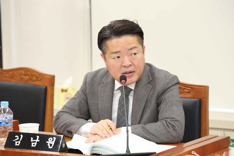 2025.02.10._제272회_제2차_기획행정위원회_(23)..jpg 이미지
