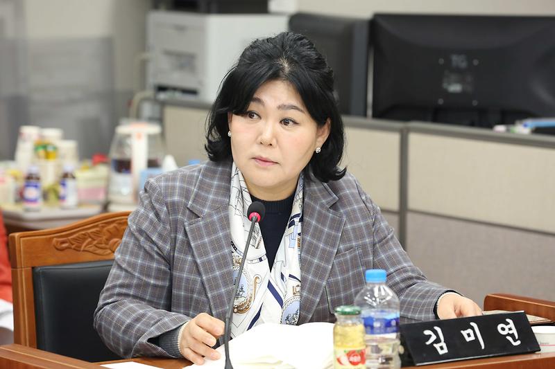 2025.04.02._제273회_제2차_기획행정위원회_(10).jpg 이미지