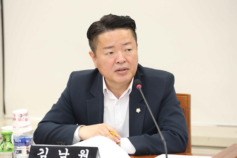 2025.04.02._제273회_제2차_기획행정위원회_(55).jpg 이미지