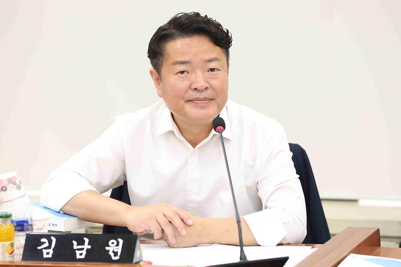 2025.06.16._제274회_제4차_기획행정위원회_(28).jpg 이미지