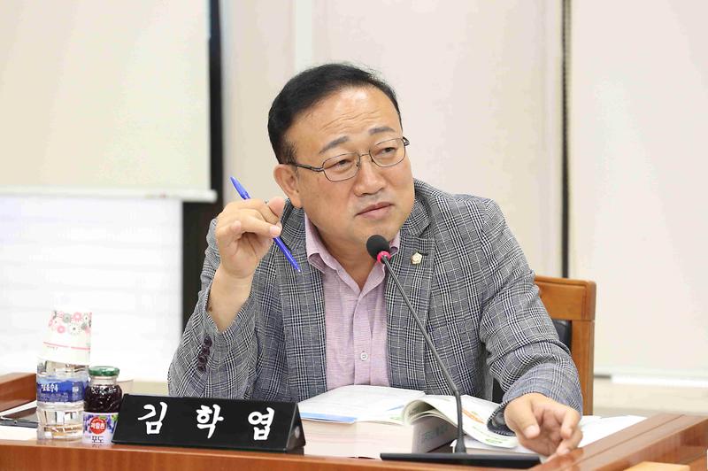 2025.06.16._제274회_제4차_기획행정위원회_(71).jpg 이미지