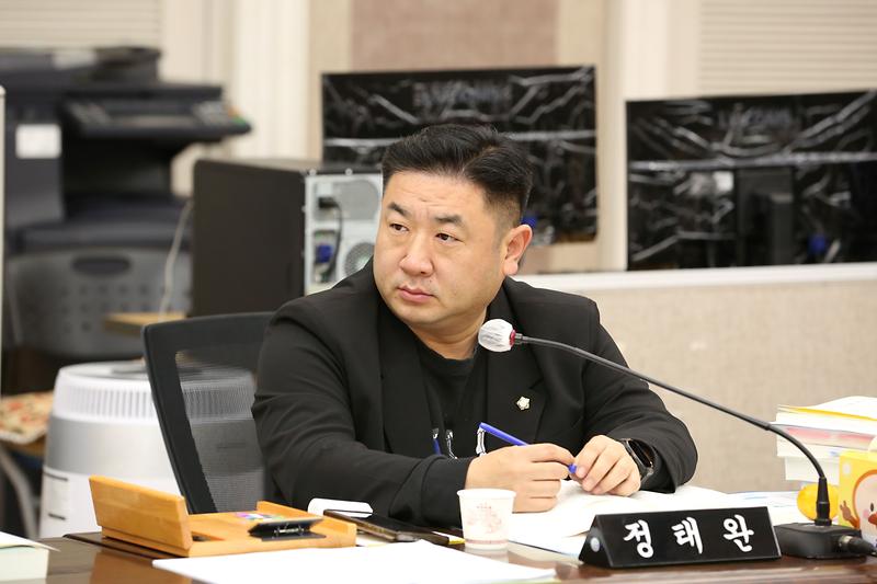 2024년도 행정사무감사 2일차(정태완 위원) 사진