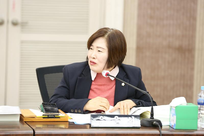 2024년 행정사무감사 6일차(유은희 위원) 사진