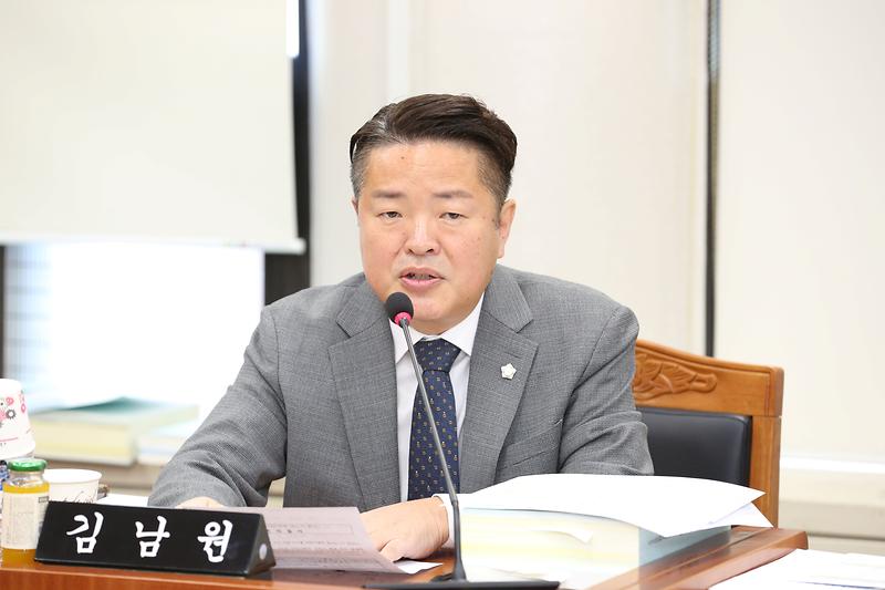 2024.12.12._제271회_제2차_예산결산특별위원회_(6).jpg 이미지