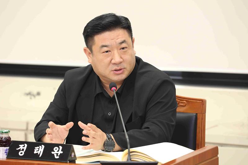 2025.096.13._제274회_제3차_복지도시위원회_(29).jpg 이미지
