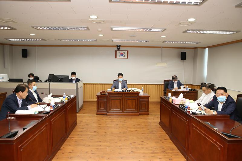 제239회 서구의회 임시회 제1차 복지도시위원회(2020. 07. 13.) 사진