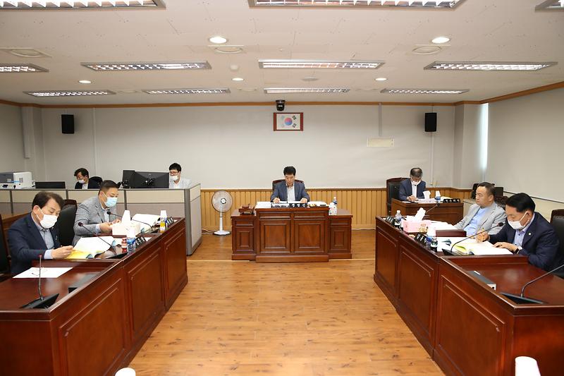 제239회 서구의회 임시회 제1차 복지도시위원회(2020. 07. 14.)  사진