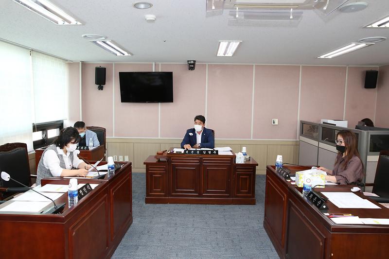  제239회 임시회 폐회중 의회운영위원회(2020.9.28.) 사진