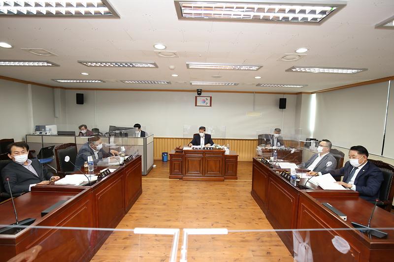 제240회 서구의회 임시회 제1차 복지도시위원회(2020.10.14. ) 사진