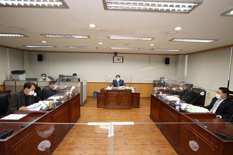 제241회 서구의회 제2차 정례회 제5차 복지도시위원회(2020.12.10.) 사진