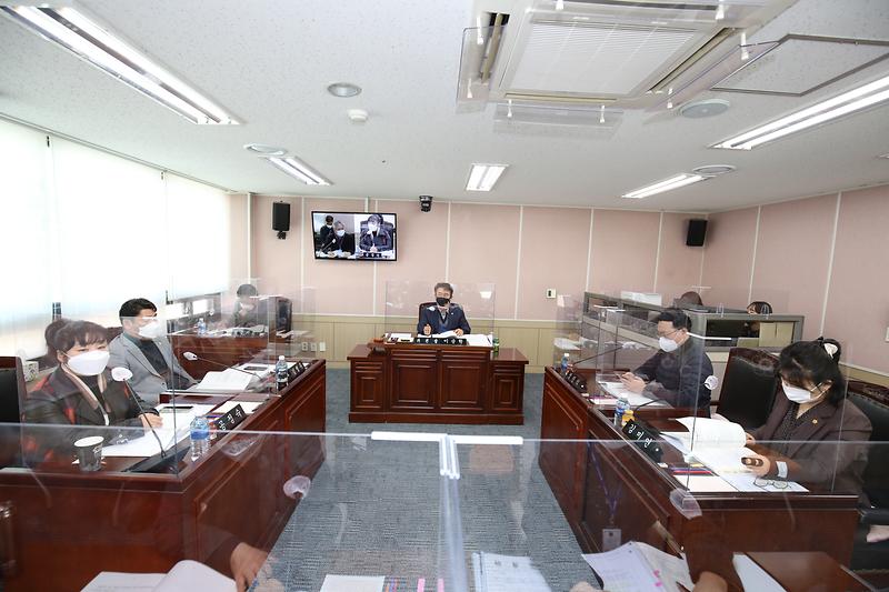 제242회 인천광역시 서구의회 임시회 제5차 환경경제위원회(2021.02.24.)  사진