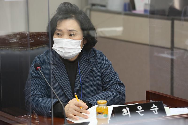 2021.02.24._제242회_제5차_자치행정위원회__(30).jpg 이미지