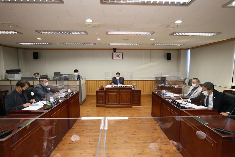 제243회 인천광역시 서구의회 임시회 제7차 복지도시위원회(2021.04.14.) 사진