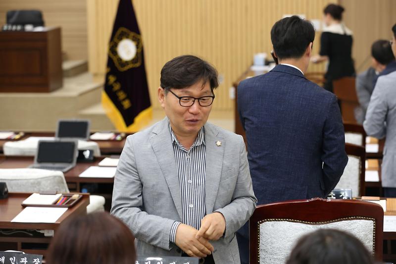 2024.06.10._제267회_서구의회_제1차_정례회_제1차_본회의_(10).jpg 이미지