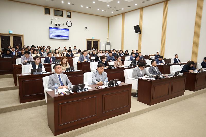 2024.06.10._제267회_서구의회_제1차_정례회_제1차_본회의_(106).jpg 이미지