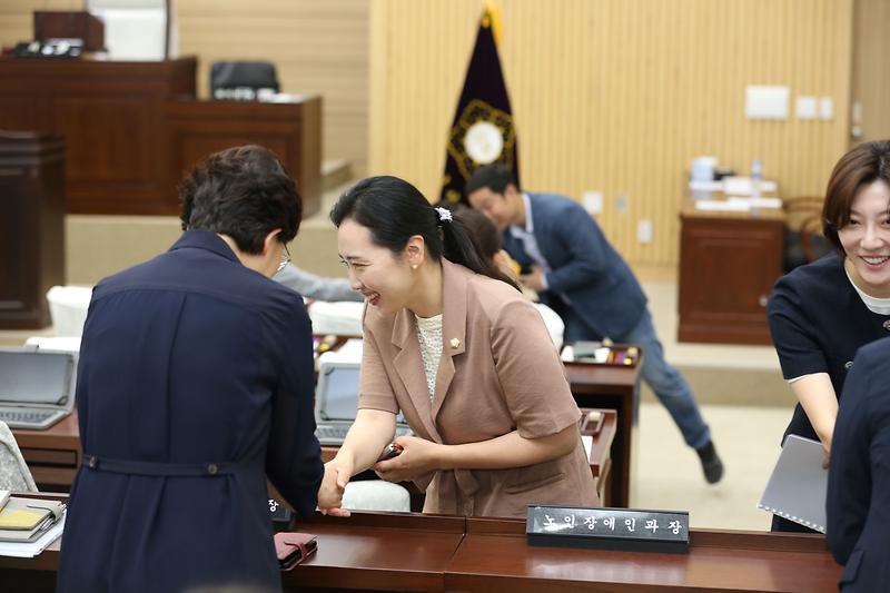 2024.06.10._제267회_서구의회_제1차_정례회_제1차_본회의_(22).jpg 이미지