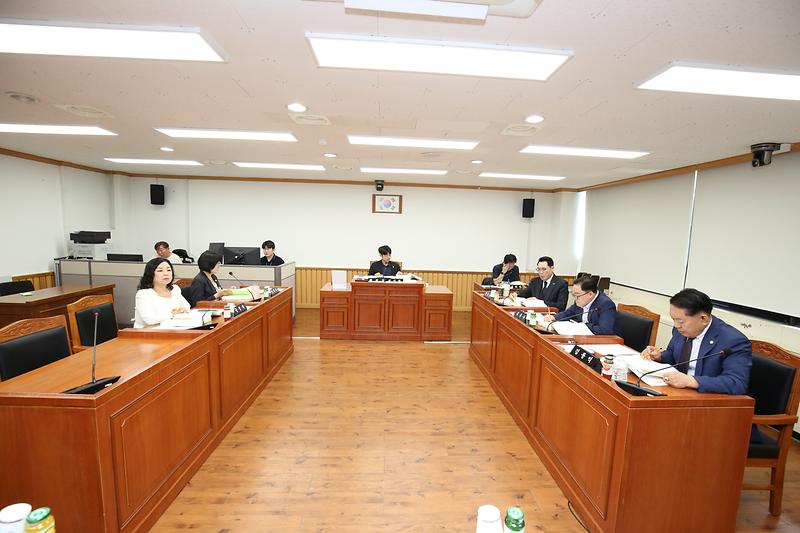 2026.09.14._제283회_임시회_제1차_복지환경도시위원회_(4)_-.jpg 이미지