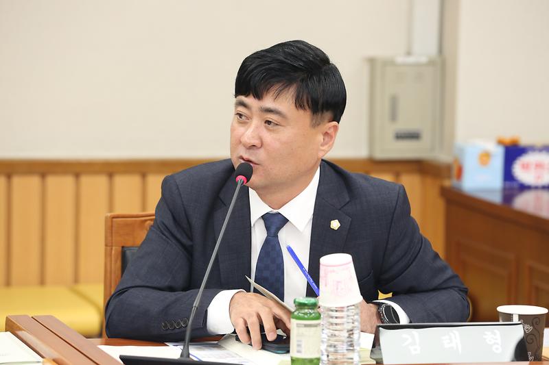 2026.09.15._제283회_임시회_제2차_기획행정안전위원회_(24)-.jpg 이미지