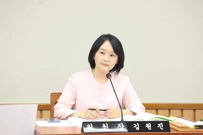 2026.09.16._제283회_임시회_제3차_기획행정안전위원회_(21)-.jpg 이미지
