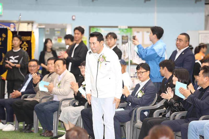2026.10.18._제1회_인천광역시_서해구청장기_배드민턴_대회_(43)-.jpg 이미지