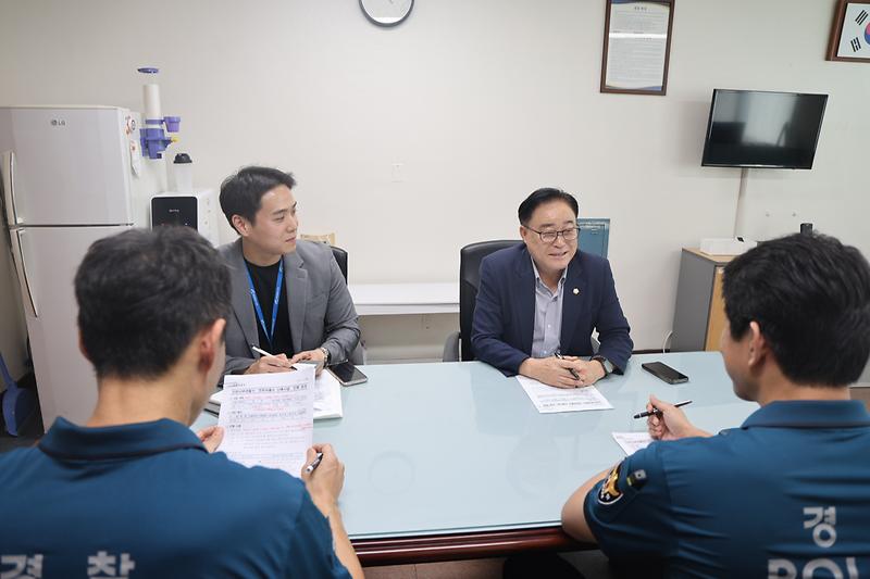 김춘수 서해구의원, 서부경찰서 방문 및 간담회 사진