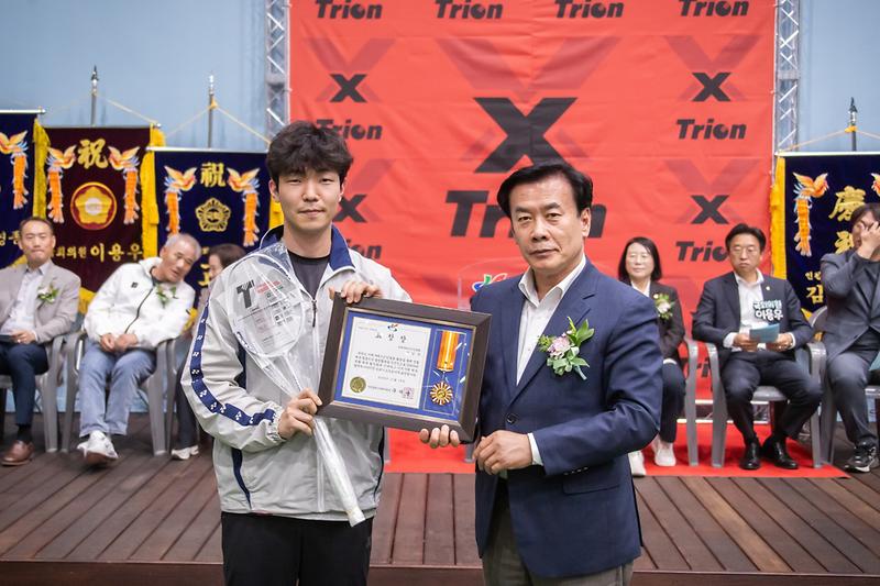 Young_8146.jpg 이미지