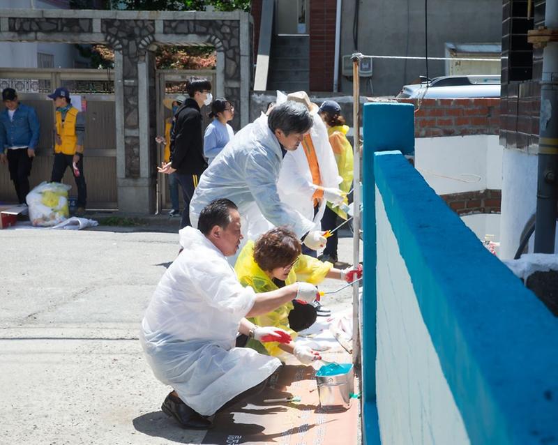 골목길_범죄예방환경디자인_접목_채색사업_실시_(2).jpg 이미지