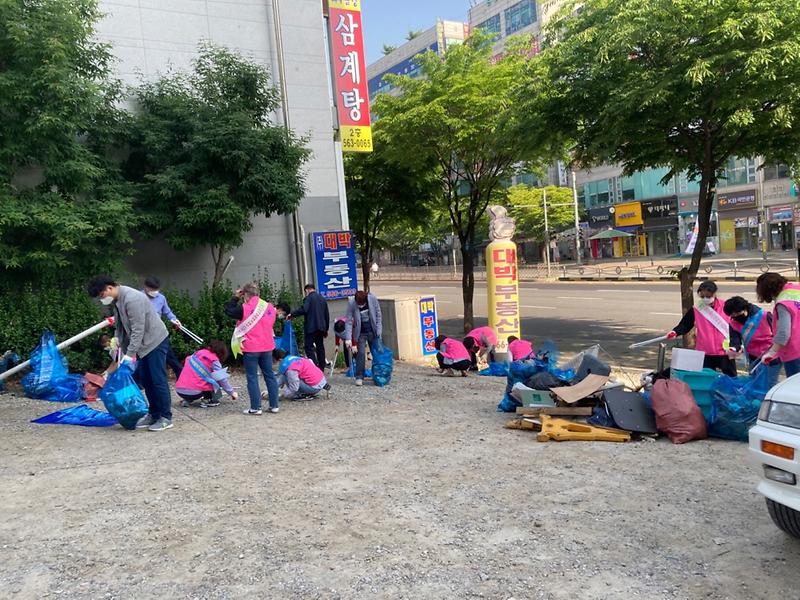 6서구,_원당동_자생단체와_함께_민간개방형_주차장_환경정비__(2).jpg 이미지
