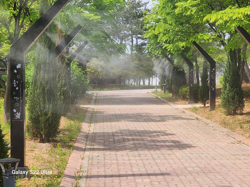 1._인천_서구,_공원_내_쿨링포그_조기_가동..._기습_폭염_선제_대응_경서근린공원.png 이미지